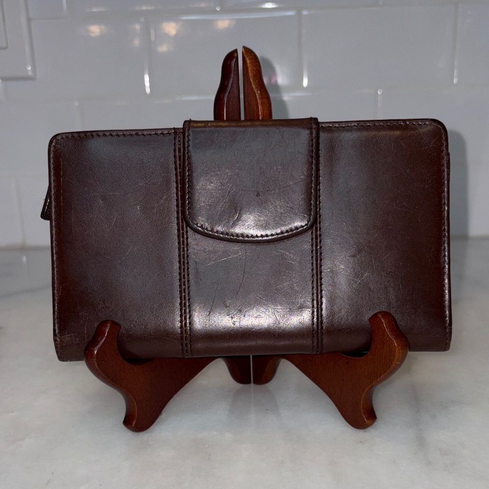 Mundi Wallet Smooth Italian Leather Bifold Compact Snap Flap